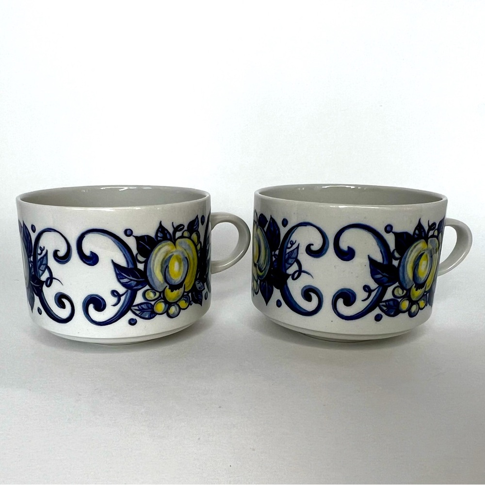Villeroy & Boch Cadiz Pattern Set of 2 Porcelain Mugs 3” Made in Luxembourg